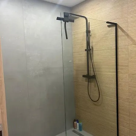 Le 로안
